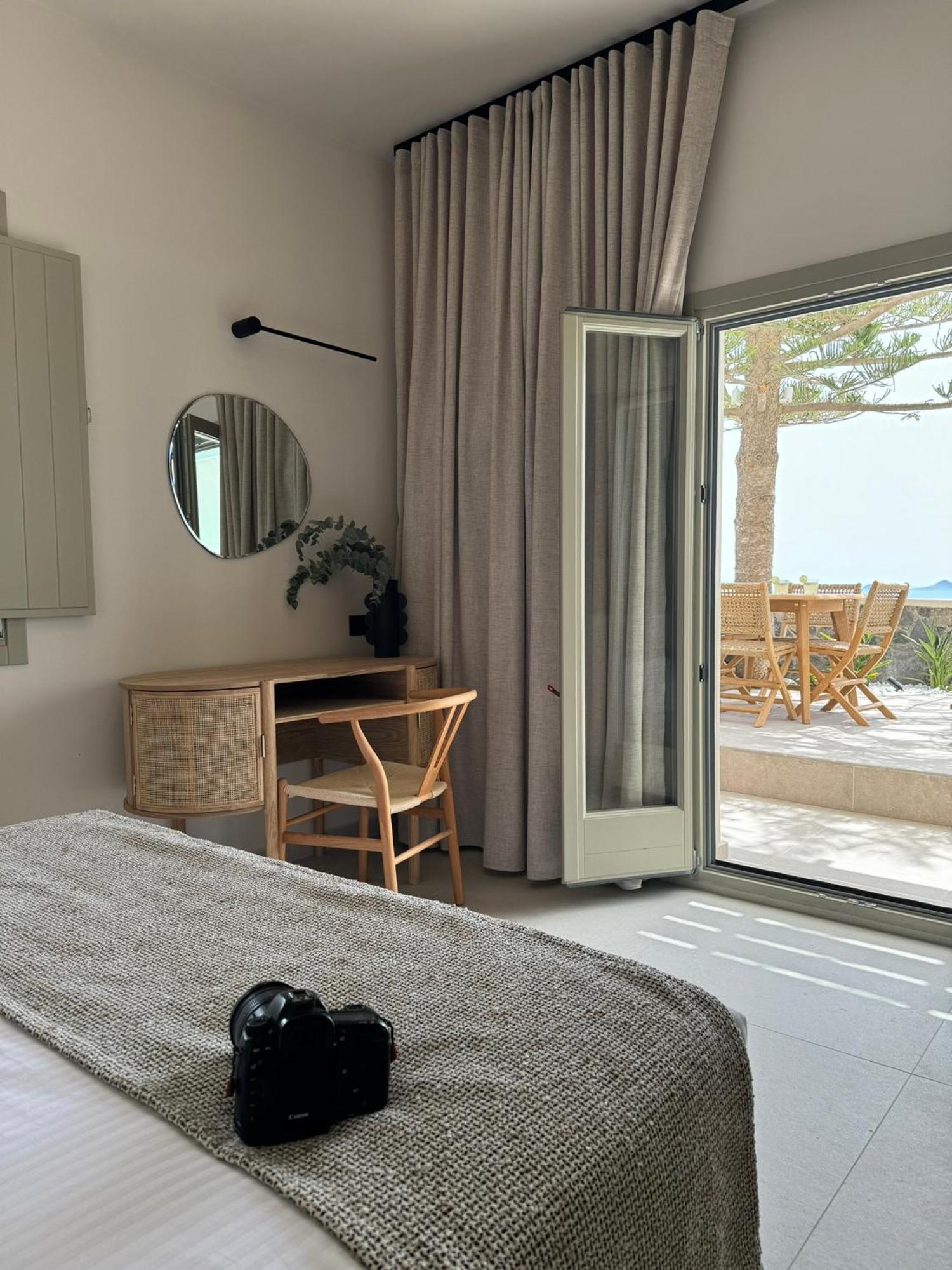 Morfes Luxury Suites By Caldera Houses Firostefani Exterior foto